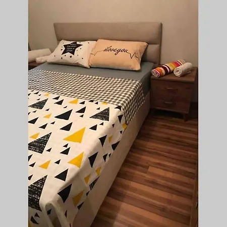 דירה Zevkle Dizayn Edilmis,hijyenik,konforlu Ve Huzurlu איזמיר