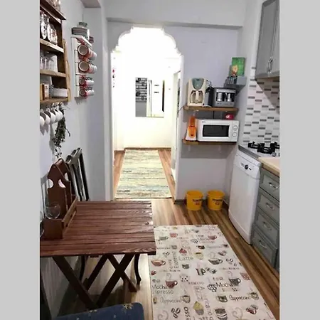 Zevkle Dizayn Edilmis,hijyenik,konforlu Ve Huzurlu איזמיר